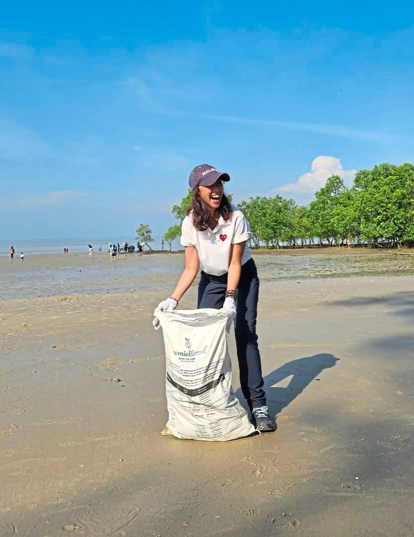 Tengku Zatashah has participated in nine ICC events.