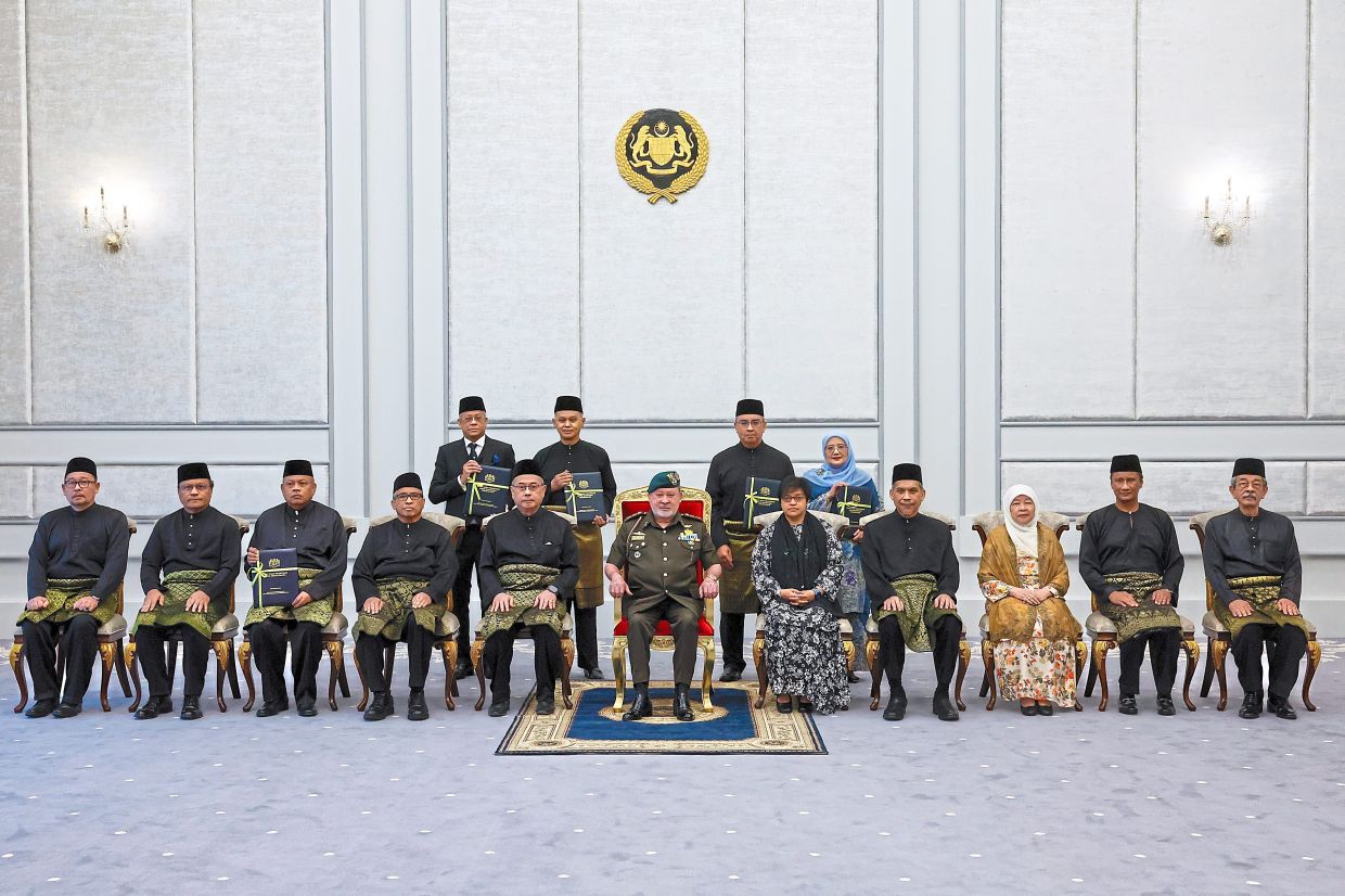 Royal endorsement: Sultan Ibrahim in a group photo with the newly appointed judges after presenting their appointment letters at Istana Negara. — Bernama