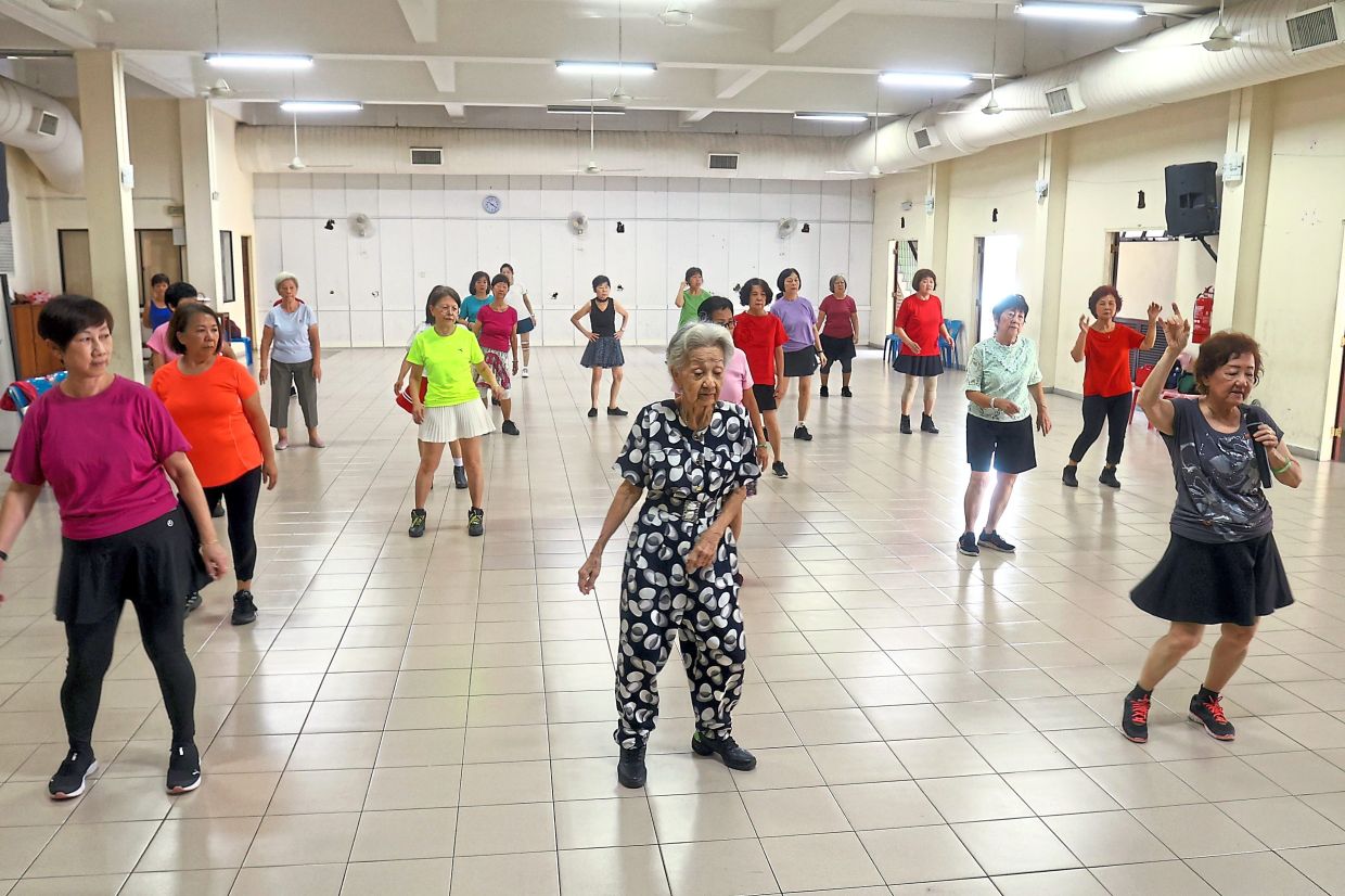 Seniors find joy with line dancing