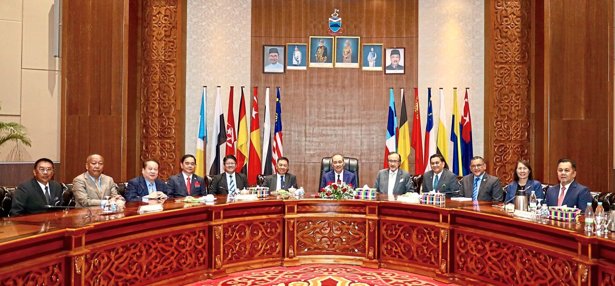 Hajiji chairs first post-election Cabinet meeting