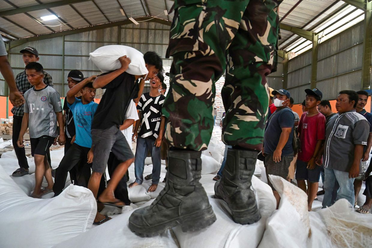 Indonesia revises Sumatra disaster toll to 770 dead, 463 missing