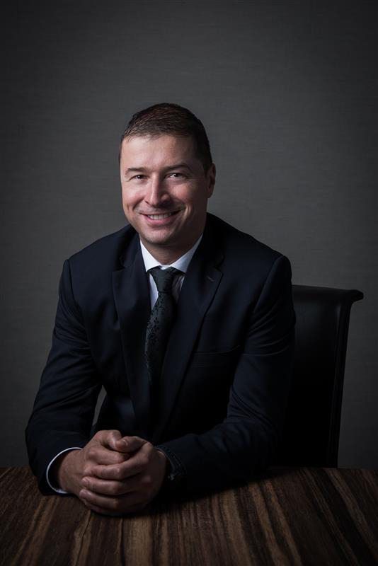 (Left) Raba says hoteliers need to change their mindset and start thinking like restaurant operators – not hotel operators – in order to keep up with independent restaurants. — Marriott International