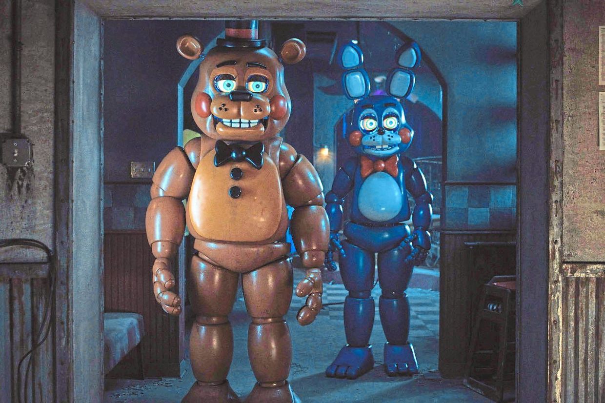 'Five Nights At Freddy's 2' review: Messy, un-scary, insipid nonsense