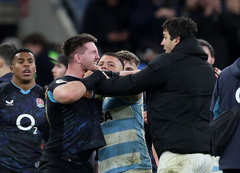 Rugby-No formal charges in Curry-Contepomi tunnel incident