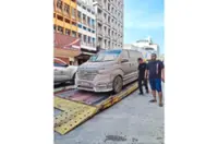 Rusted cars stall retrieval