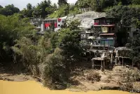 Deadly cyclone dents Sri Lanka’s peak tourism season