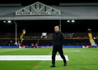 Soccer-Man City's leaky defence has Guardiola worried before Sunderland test