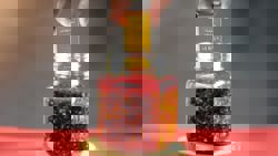 Chinese man hides two gold bars in chilli sauce jar, sends to ‘friend’ for investment; amuses many online