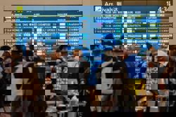 China's three major airlines extend refunds and Japan flight changes to March 2026, Yicai reports