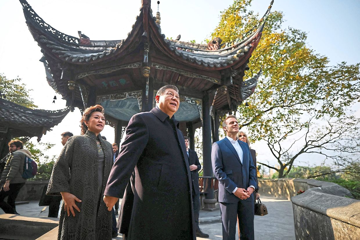 Of pandas and ping-pong