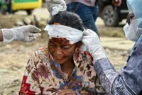 Starvation fears as flood toll passes 900 in Indonesia