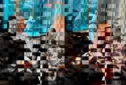 Anwar visits Bung Moktar's family, extends condolences