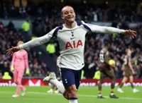 Soccer-Simons gives Tottenham home cheer as Frank says players finally on same page