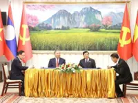 Laos, Vietnam elevate special ties to a new height