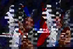 Mixed Martial Arts-Yan beats Dvalishvili on points to claim UFC bantamweight title