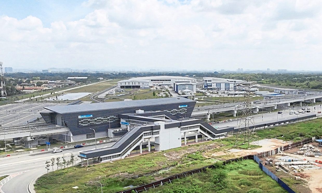 LRT3 hits another snag