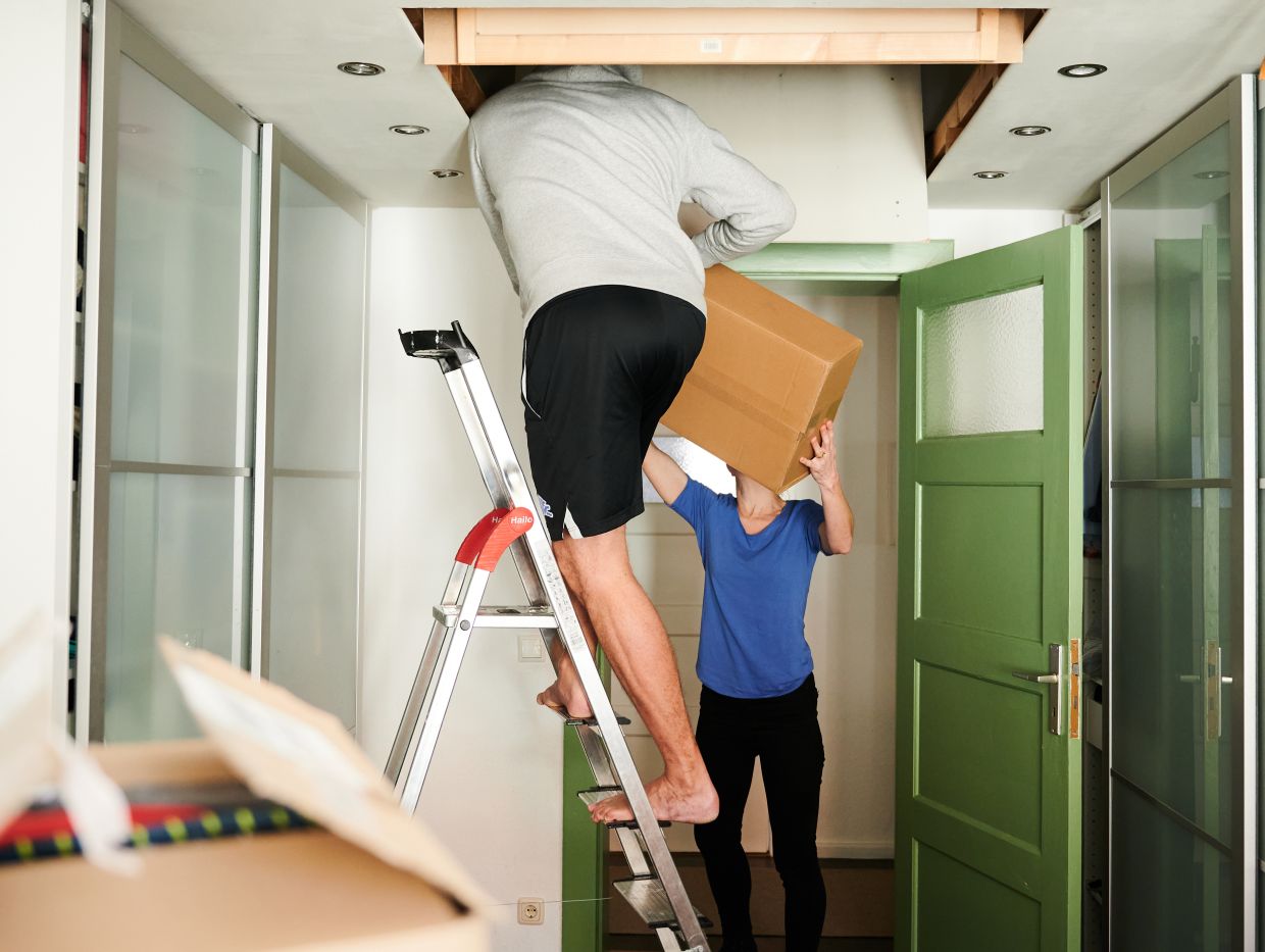 Decluttering together can help ahead of the festive season and it is a chance to take items to charity shops, too. Photo: Annette Riedl/dpa/dpa-tmn