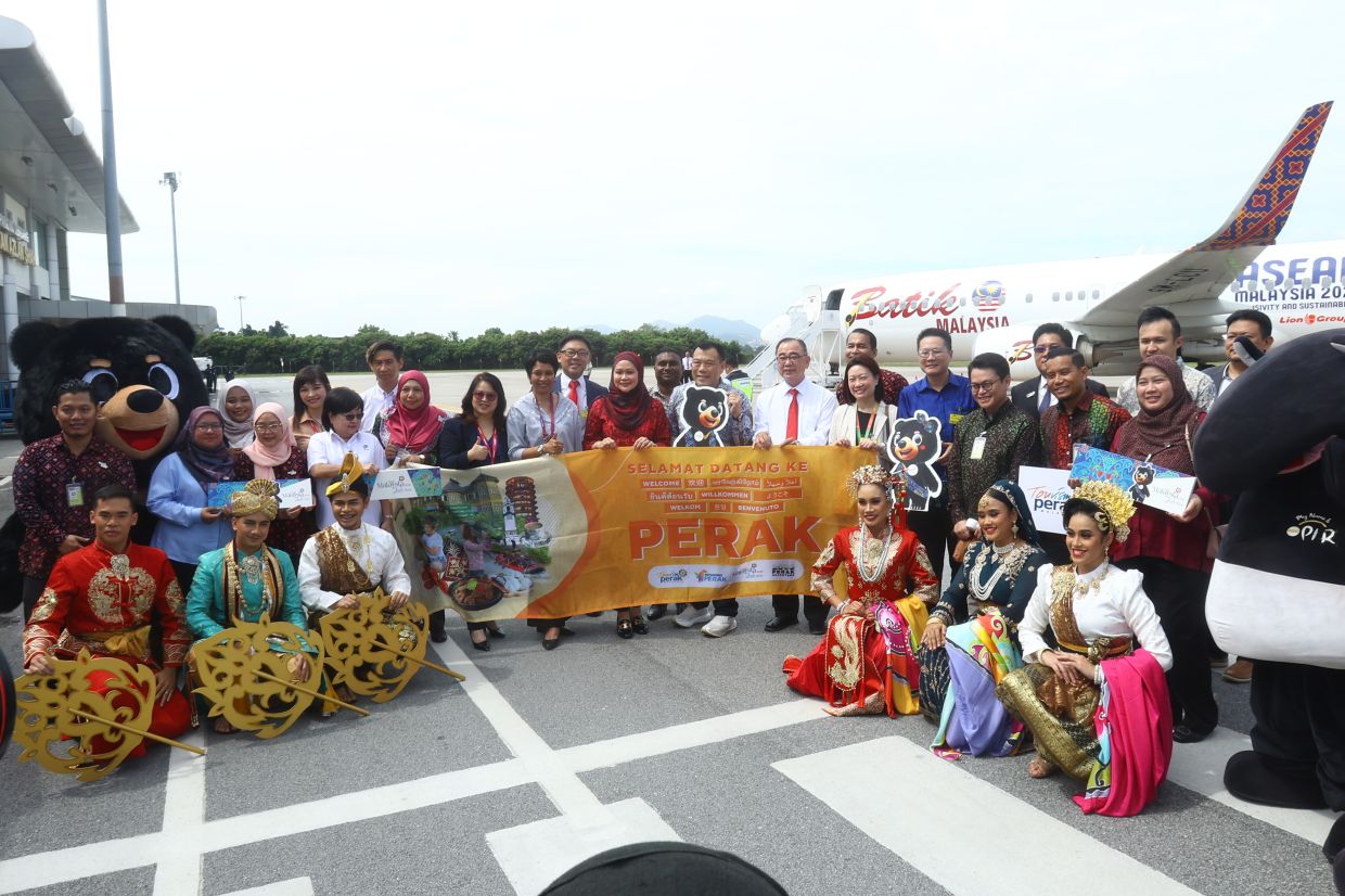 New direct flight from S'pore boosts effort to make Ipoh a regional travel hub, says Perak exco man