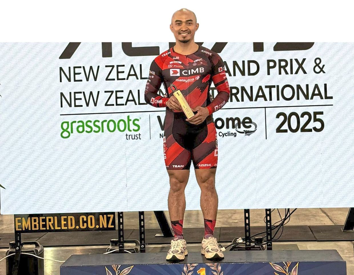 Azizul strikes double gold in New Zealand