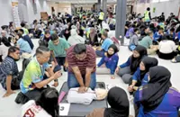 Save lives with CPR and AEDs