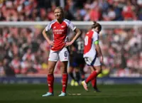 Soccer-Williamson returns for Arsenal after four-month injury layoff