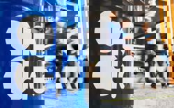 Oil falls 2% as Iraqi oilfield production restored, Ukraine talks continue