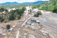 Calls grow for foreign disaster aid in Sumatra