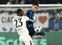 Soccer-Atalanta turn the tide to beat Chelsea in Champions League battle
