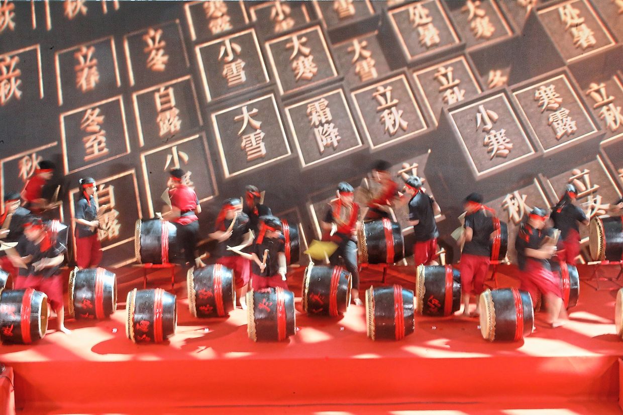 An energetic 24 Festive Drums performance.