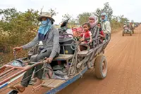 500,000 scramble to find shelters