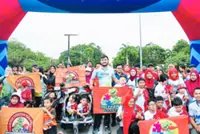 Bridging royalty and community