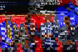 Ling Liong Sik gets lifetime achievement award from Malaysia Chinese Assembly Hall