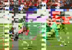 Soccer-Girona's on-loan goalkeeper Livakovic refuses to play, says coach