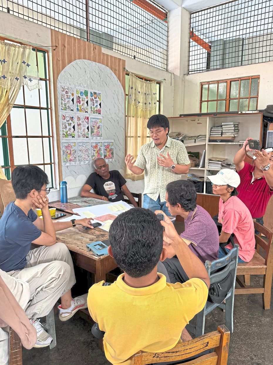 In June 2025, STAN conducted a workshop with former Sentul residents – particularly those who lived there during the railway era – to deepen their understanding of daily life at the time.