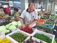 Veggie, fish prices to rise if floods hit Johor, Pahang