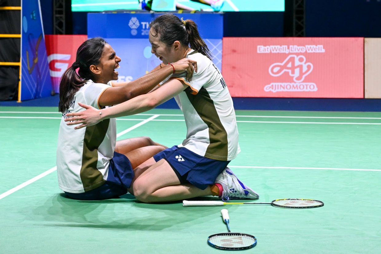 Pearly-Thinaah smash Malaysia's first SEA Games badminton gold