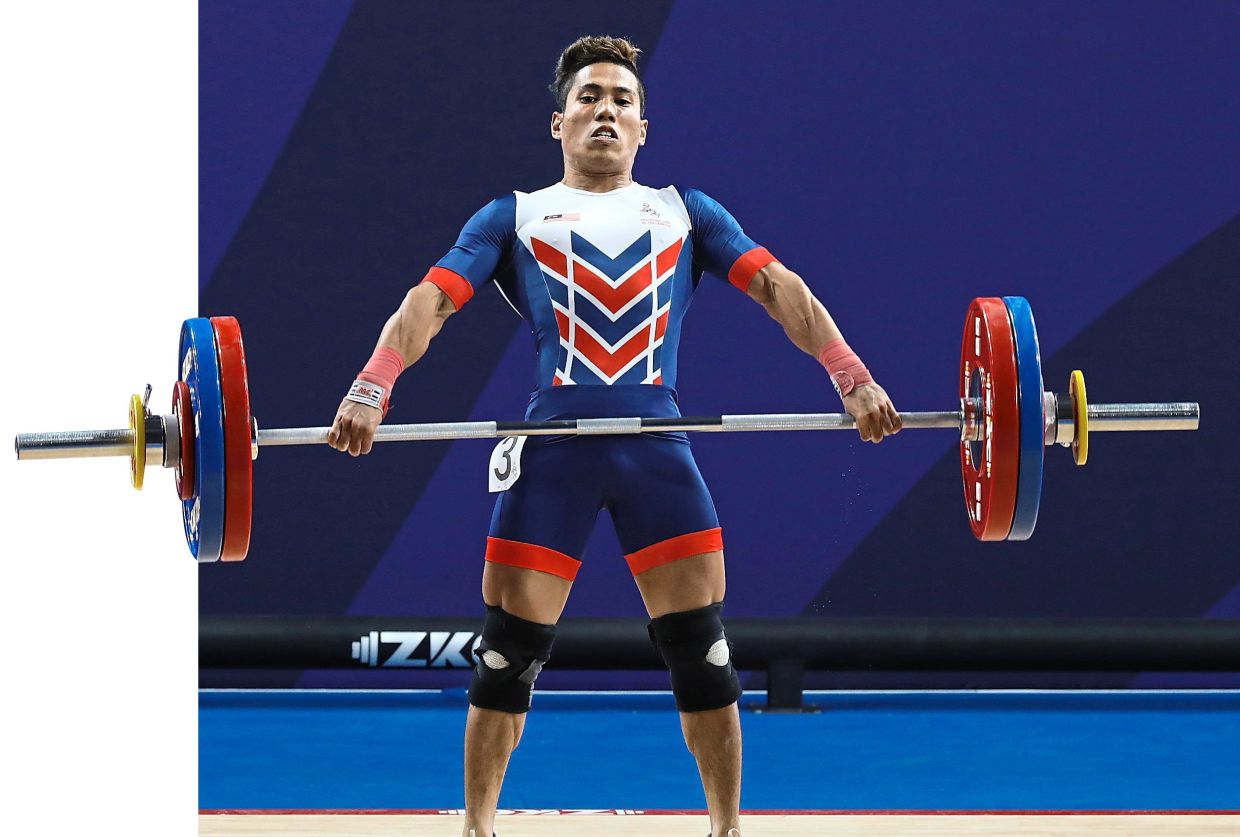 SEA Games: Mohd Aznil delivers first weighlifting medal