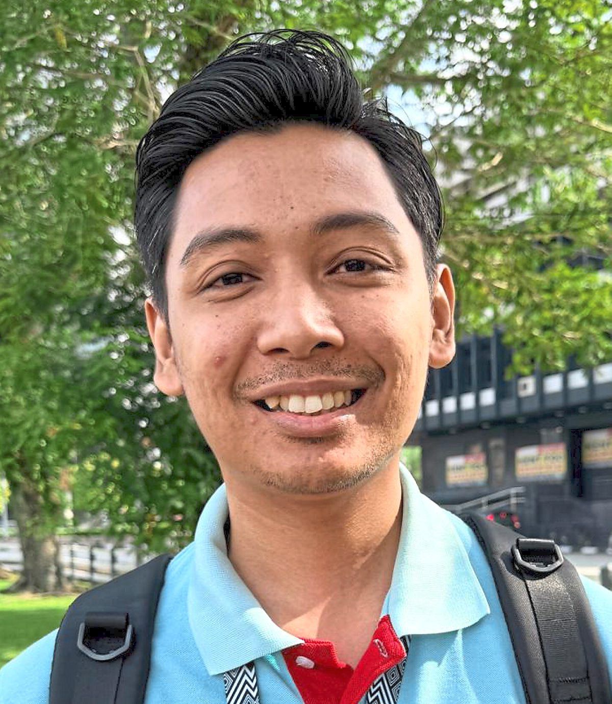 Murshidul Amin says many retail outlets have begun phasing out the use of plastic bags.