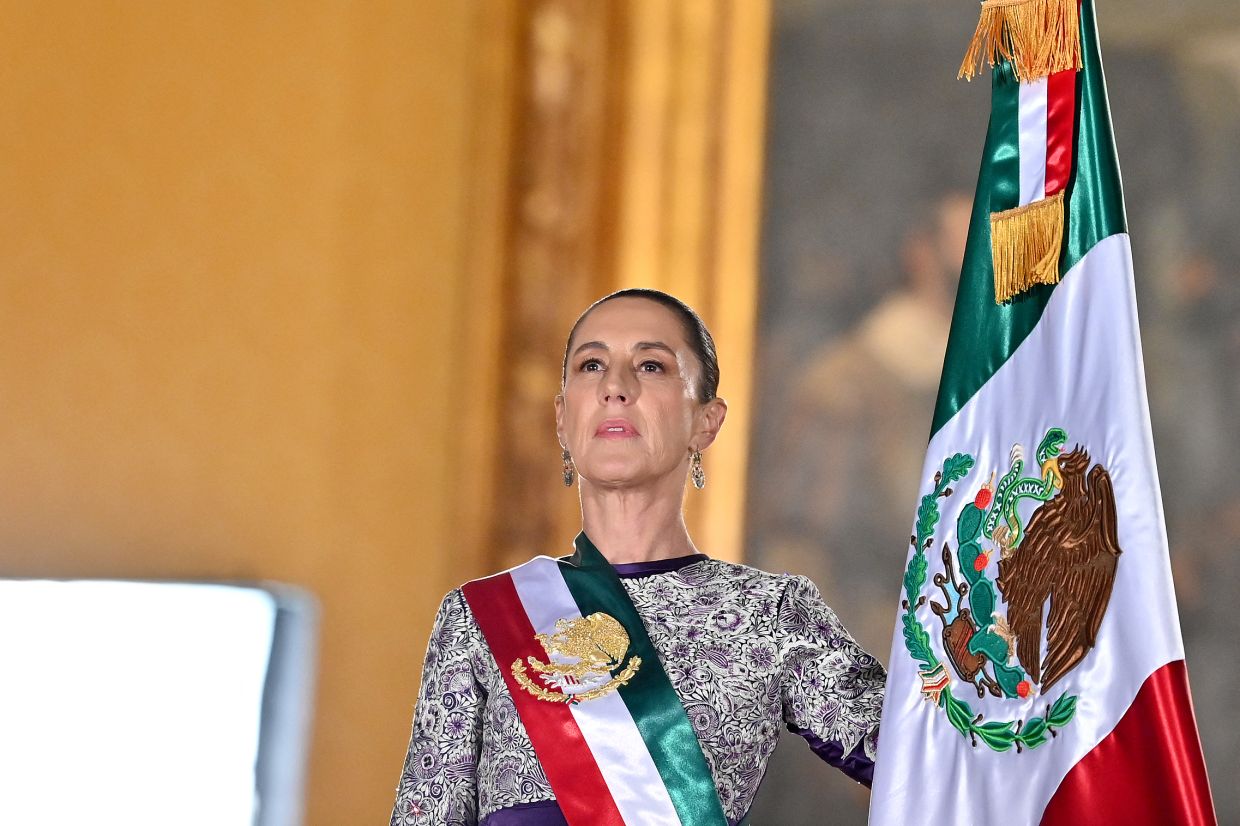 How Indigenous women fashioned the praised style of Mexico’s president
