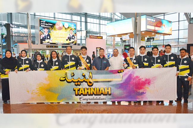 Warm welcome home for Brunei's SEA Games bronze medal winners