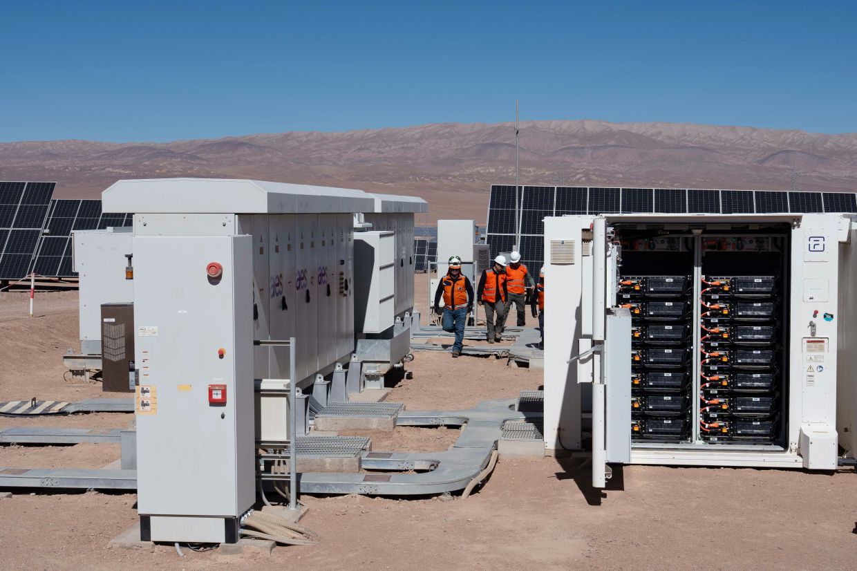 Once a gamble in the desert, electric grid batteries are everywhere