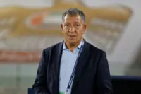 Soccer-Suriname name new coach ahead of World Cup playoffs