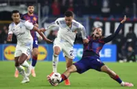 Soccer-Rogers at the double as Villa hit back to win 3-2 at West Ham