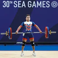 Aznil lifts a silver, with record as well 