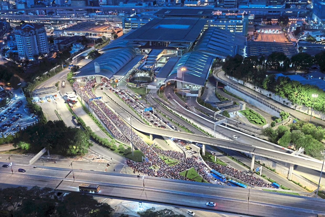 New eGates to speed up Johor land crossings