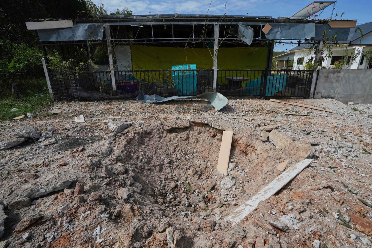 Cambodia says Thai forces continue artillery shelling at Cambodian locations