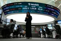 Asian markets retreat ahead of US jobs as tech worries weigh