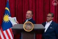 Anwar unveils latest Cabinet line-up