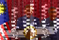 Anwar unveils latest Cabinet line-up