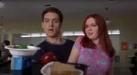 QuickCheck: Did the iconic cafeteria tray scene in Spider-Man (2002) feature visual effects?